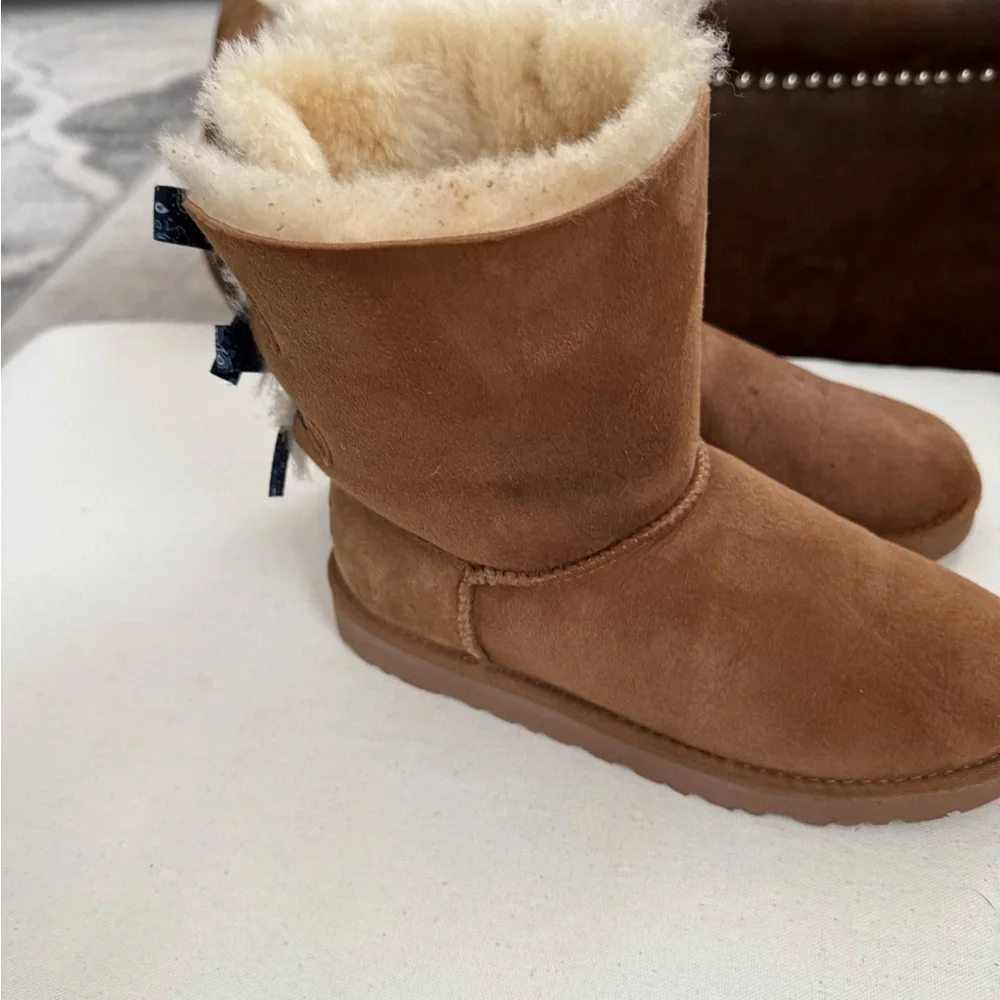 UGG Tan Boots with Navy Bows